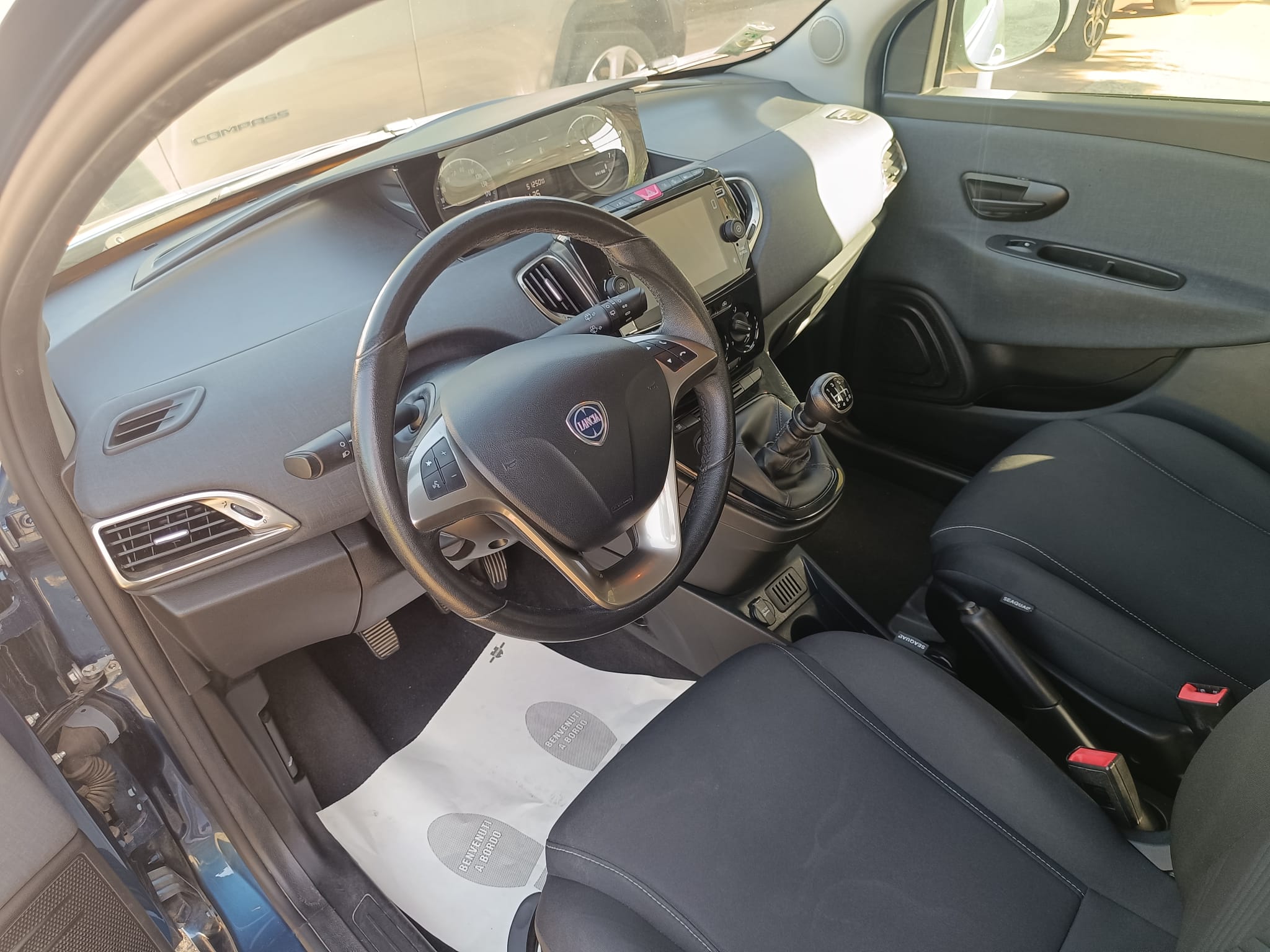 Immagine WhatsApp 2025-11-19 ore 15.19.59_f8935c7c